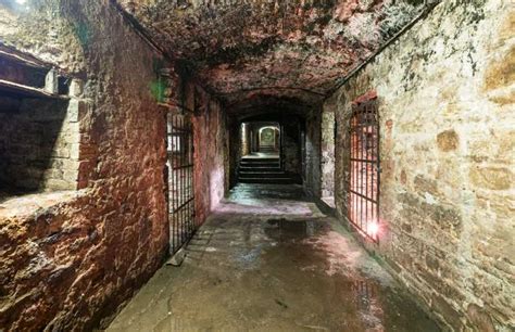 Edinburgh Haunted Underground Vaults And Graveyard Tour Getyourguide