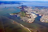File:Richmond California aerial view with bridge.jpg - Wikipedia