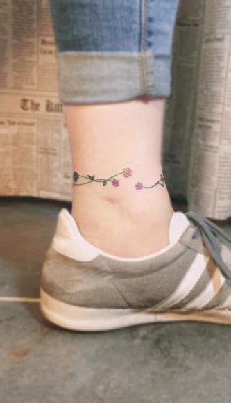 Flower Anklet Tattoo By Keizenith Cute Ankle Tattoos Ankle Tattoo