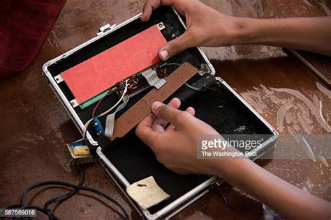 Ahmed Mohamed Clock Photos Et Images De Collection Getty Images
