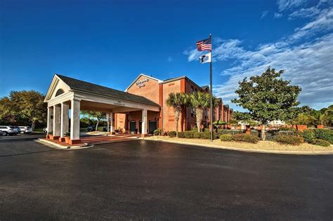 Discover savannah charm meets southern hospitality with cozy rooms and an ideal location at planters inn in downtown's historic district. Hampton Inn Savannah - I-95 North, Port Wentworth, GA Jobs ...