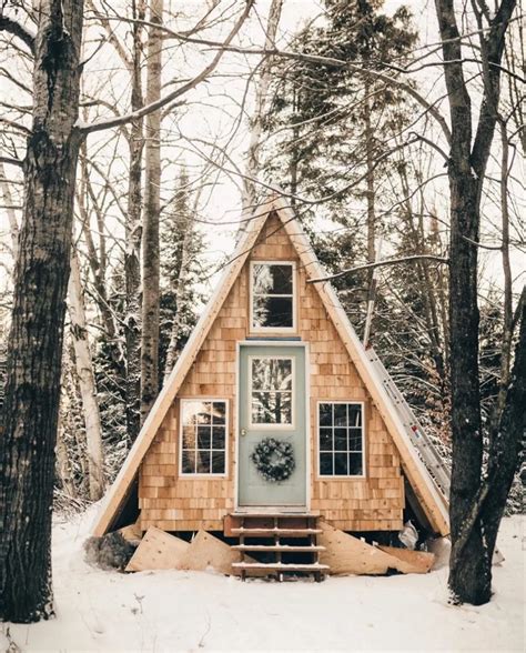 50 Tiny Houses So Adorable We Want To Steal Them