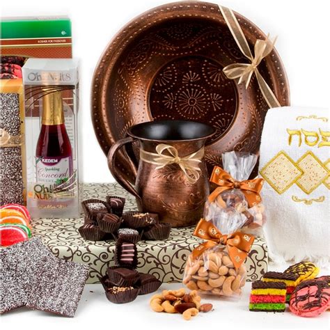 Don't have time to go through the whole gift guide? 24 Ideas for Passover Gift Baskets - Home, Family, Style and Art Ideas