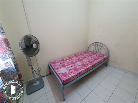 Subang jaya is a city in the klang valley , located across the state line of selangor to the west of kuala lumpur , malaysia. Middle room with air cond for rent at USJ 6 Subang Jaya ...