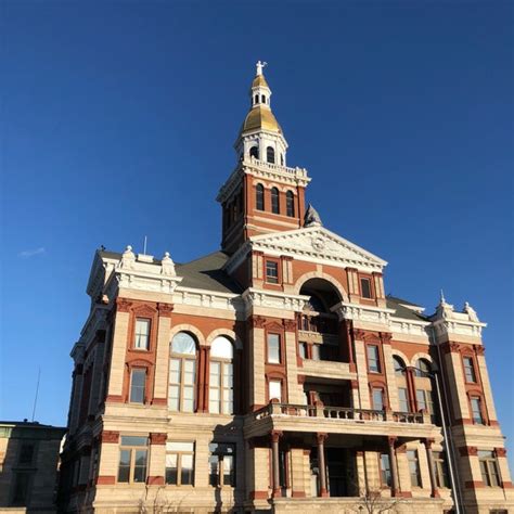 Dubuque County Courthouse 720 Central Ave