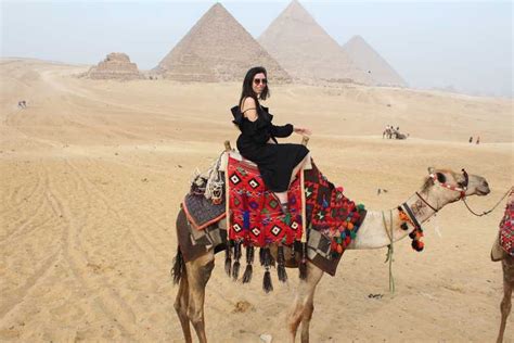 Cairo E Piramidi Di Giza Tour In Aereo Da Marsa Alam Getyourguide