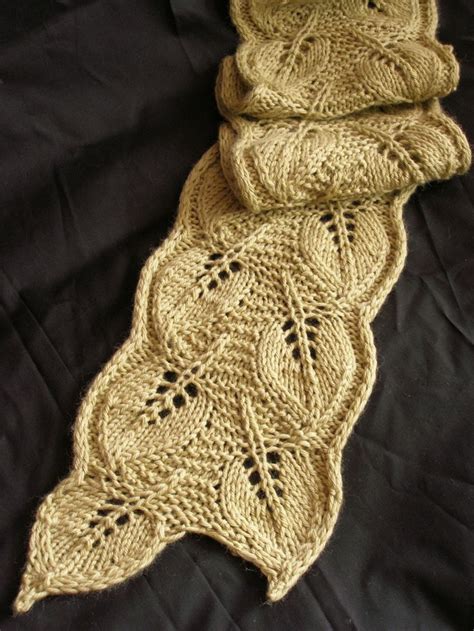 Lace Scarf Knitting Pattern Easy Mikes Natura
