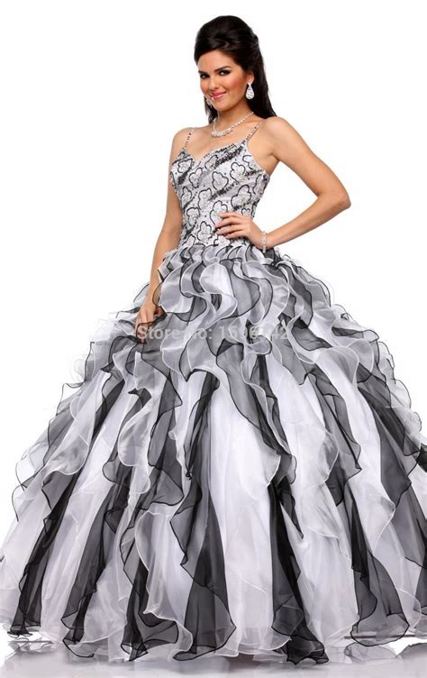 Pin By Jacqueline Grey On Fashion Inspiration Themed Prom Dresses Masquerade Dresses Dresses