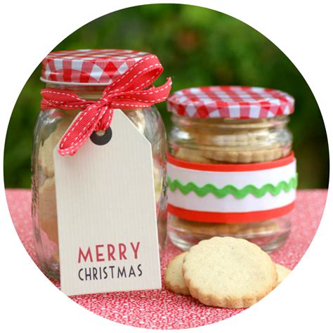 These diy gifts are super easy and affordable — plus, you'll score bonus points with your friends for creativity and thoughtfulness. Southern In Law: DIY: Homemade Edible Christmas Gift Ideas!