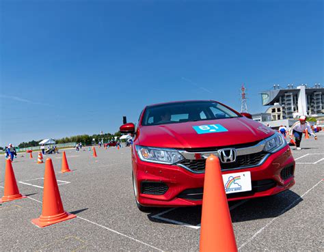 全国自動車教習所教習指導員安全運転競技大会 Hondaの交通安全 Honda