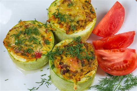 In case you did not know, baby marrows are good for your health because they tend to have low saturated fats and cholesterol levels. Stuffed Marrow With Beef Mince Easy Recipe Penny S Recipes