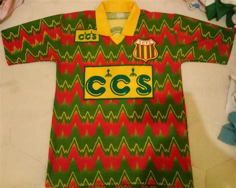 Check spelling or type a new query. Sampaio Corrêa Escudo - Camisa Antiga Sampaio Correa ...