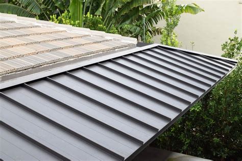 I think metal roofing manufacturers offer dark colors to sell more metal and compete with other manufacturers. Custom Metal Roofing in Miami | Metal Master Shop