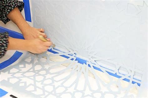 Tips And Tricks You Must Know To Stencil Walls Like A Pro Diy Hometalk
