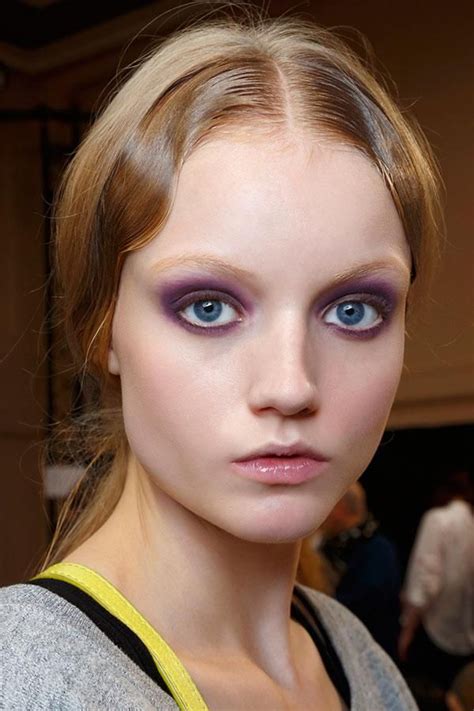Leave at least a tiny strip of natural skin colour beneath your eyebrows. 6 Ways to Use Your Purple Eyeshadow Palette | Purple eyeshadow, Hair beauty, Eyeshadow