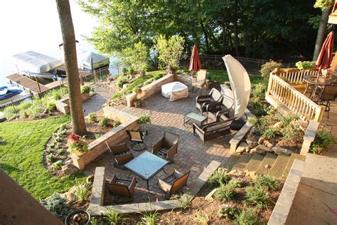 67 Sloped Side Yard Ideas Home Garden