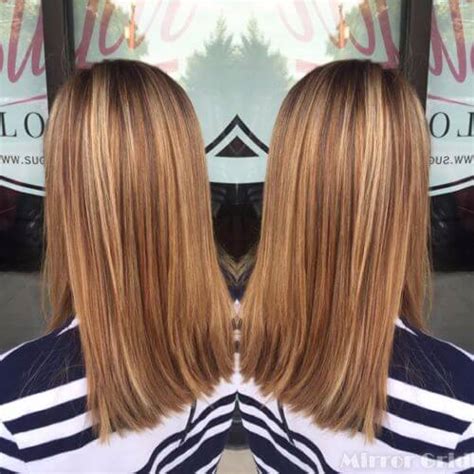 Caramel highlights look so lovely on dark haired women, and the balayage technique really ups the beauty. 100 Caramel Highlights Ideas for All Hair Colors