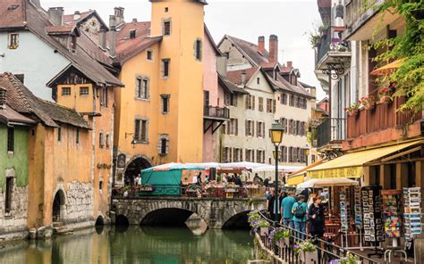 La page lyon rassemble les amoureux de la cité à travers le monde. Ultimate 3 Day Lyon Travel Guide | The Gastronomical Capital Of France