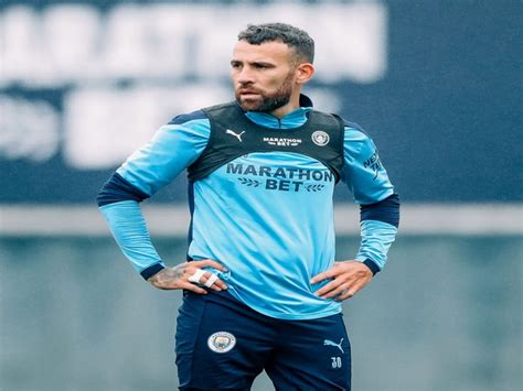 Nicolas Otamendi signs permanent deal with Benfica
