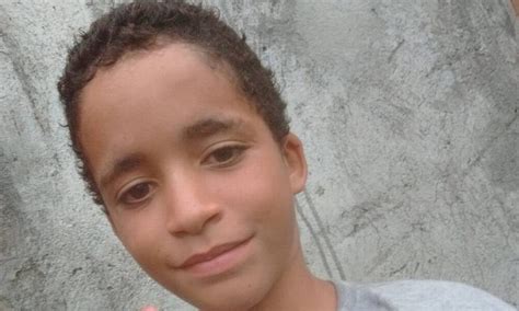 Menino de 12 anos morre após ser baleado durante operação da PM na