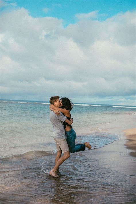 Hawaii Couples Photographer Adventurous Couples Photographer In Hawaii Beach Session In Hawaii