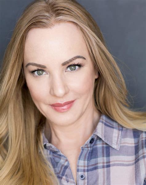 I also do a little bit of acting. The Goldbergs' Wendi McLendon-Covey - Big Purple Marble
