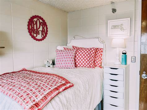 University Of Alabama Tutwiler Dorm Room Dorm Room Designs Dorm Room
