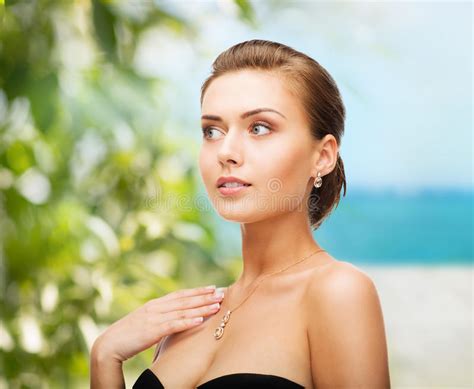 Woman Wearing Shiny Diamond Earrings Stock Image Image Of European Advertisement