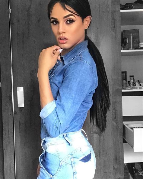 Pretty In Denim Julia Alves Pretty Julia Beautiful