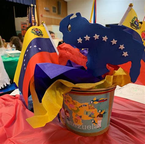 Venezuela Theme Dinner Center Pieces Venezuela Ideas Venezuela