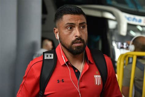 Así que mejor resumí sus mejor. Gonzalo Jara es titular en derrota de Estudiantes por la ...