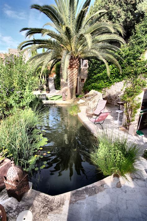 Maybe you would like to learn more about one of these? Ein verwunschener Garten und ein perfektes Steak - das ...