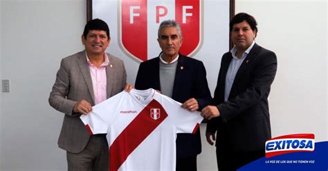 Juan Carlos Oblitas Se Queda En La Fpf Como Director General De Fútbol Exitosa Noticias