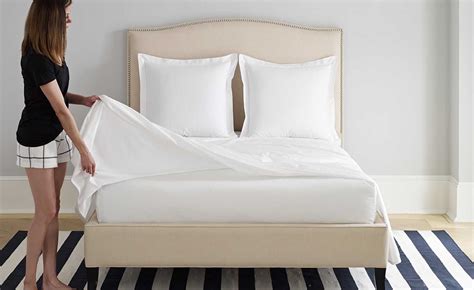 why people aren t using top sheets on beds anymore homemaking 101 daily