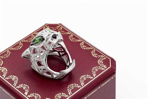 Panth Re De Cartier Ring K White Gold Emeralds Oct Allure Antique Auction