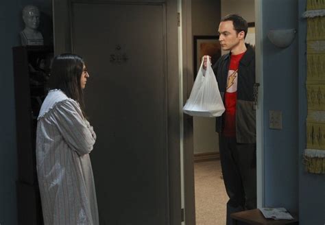 The Big Bang Theory Tbbt S07e05 Tritte Unter Dem Tisch The