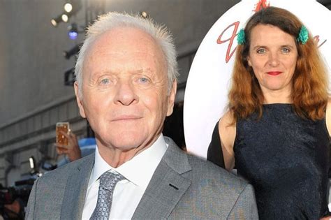Anthony Hopkins Reveals He Doesn T Care If He Is A Grandfather Or Not