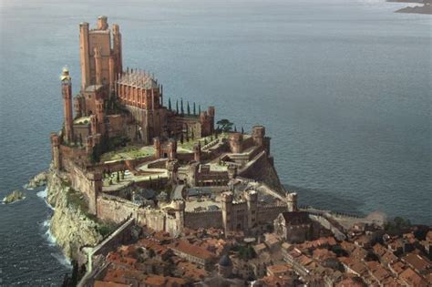 How Do The Castles In Game Of Thrones Compare To Real Life European