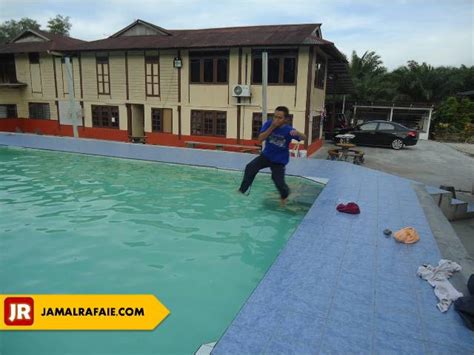 Di sini kami berkongsi beberapa homestay popular di melaka yang mempunyai kolam renang. Tautan Hati NabilaHasyim: Homestay Kg Parit Serong