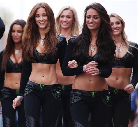 Sexy Race Girls Are The Best Part Of Motorsports 89 Pics