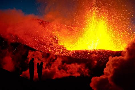 Iceland Volcano Pictures Eruption Sparks Tourist Boom