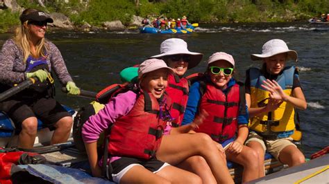 Faqs What To Wear For Whitewater Rafting Whitewater Guidebook