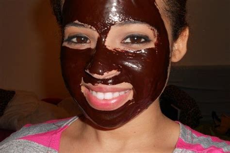 Chocolate Face Mask Recipe Against Eye Bags And Dry Skin Chocolate