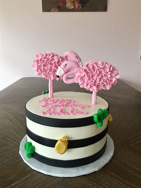 Use a simple 9 x 13 in. Flamingo birthday cake | Flamingo birthday cake, Cake ...
