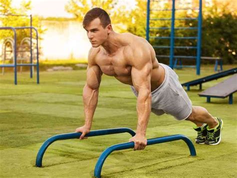 7 Best Bodyweight Chest Exercises No Equipment Necessary Chest Workouts Plyometric Workout
