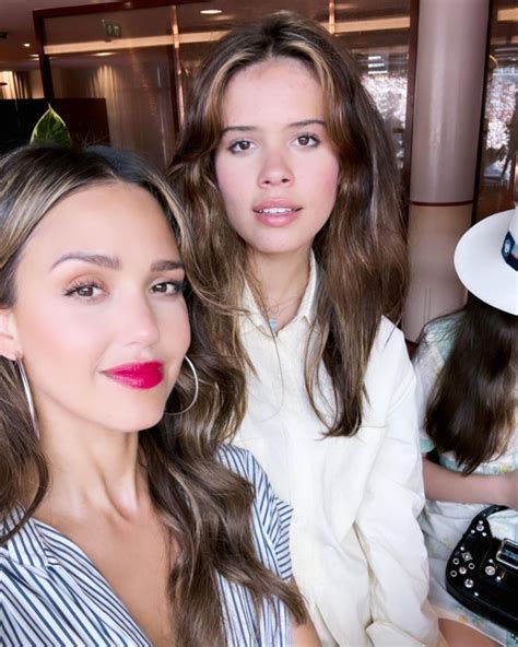 Jessica Alba And Her Daughter Honor 15 Look Like Twins At 2023