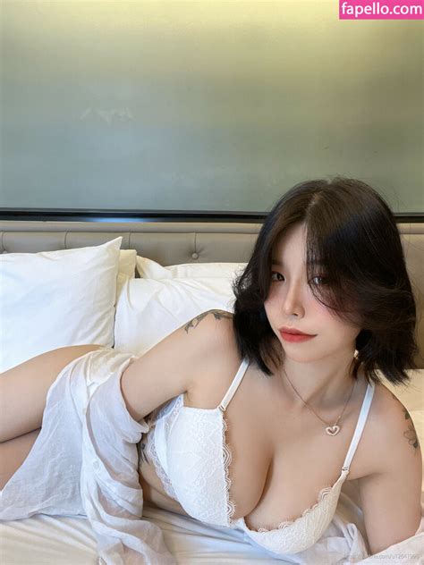 G Ee Y Jyeoning U Nude Leaked Photo Fapello
