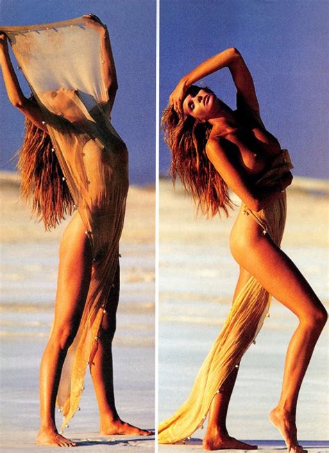 Naked Elle Macpherson Added 07192016 By Bot