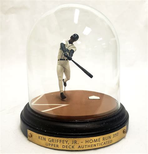 Ken Griffey Jr 350 Home Run Tribute Figure Globe Swit Sports