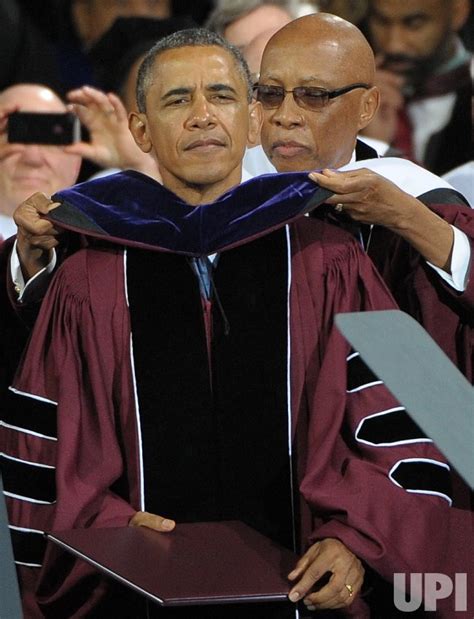 Photo President Obama Delivers Morehouse Colleges Commencement